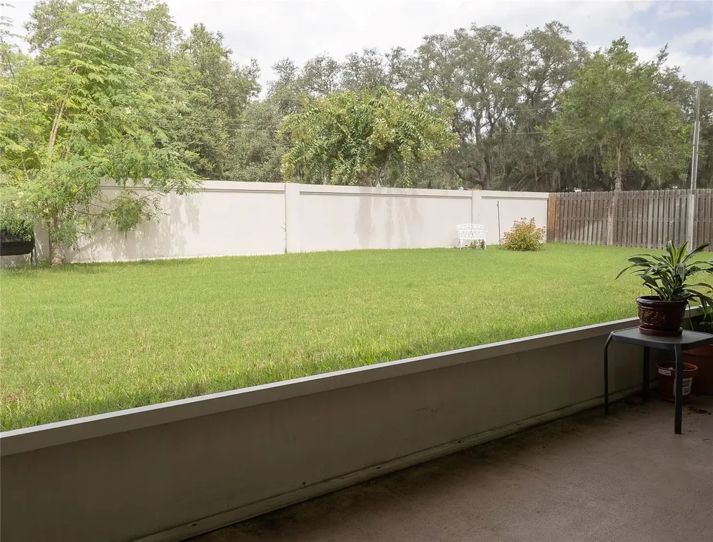 307 Carriage Oak Place Seffner FL 33584