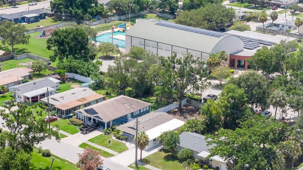 4220 W Union Street Tampa FL 33607