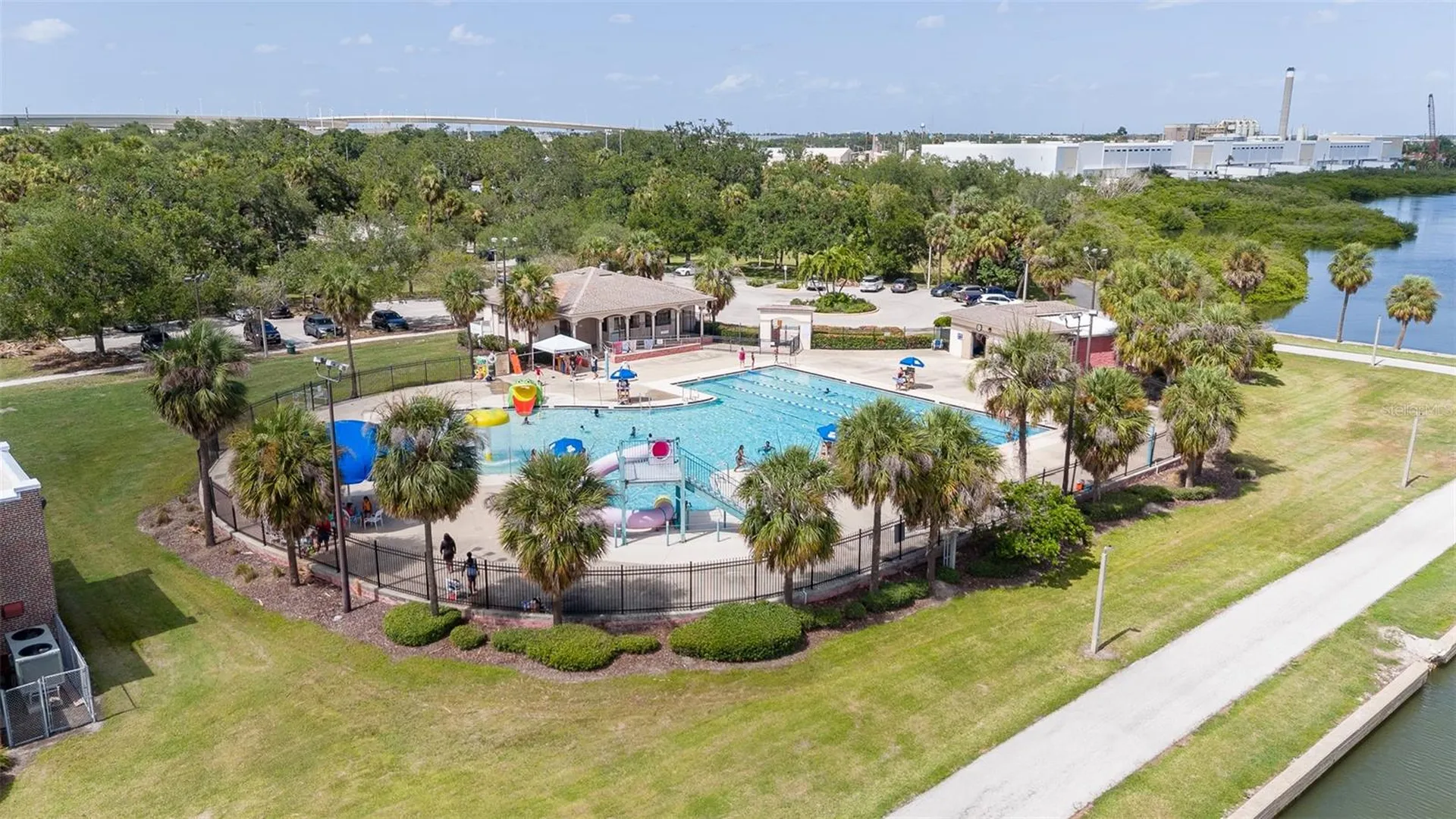 2421 Linsey Street Tampa FL 33605