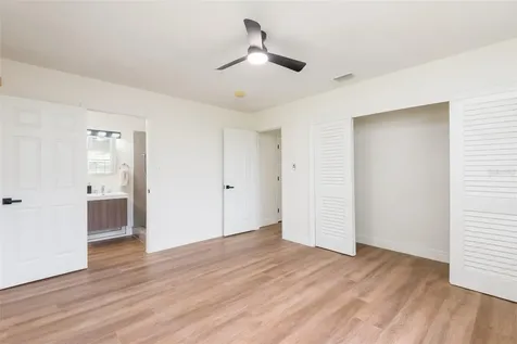 2421 Linsey Street Tampa FL 33605