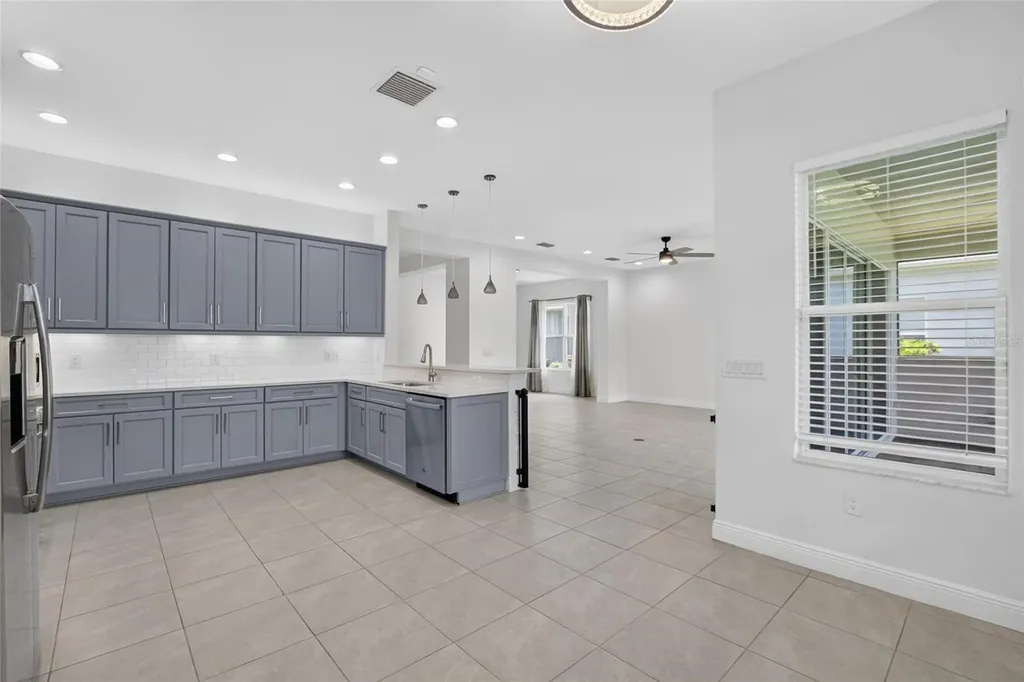 31142 Lindentree Drive Wesley Chapel FL 33543