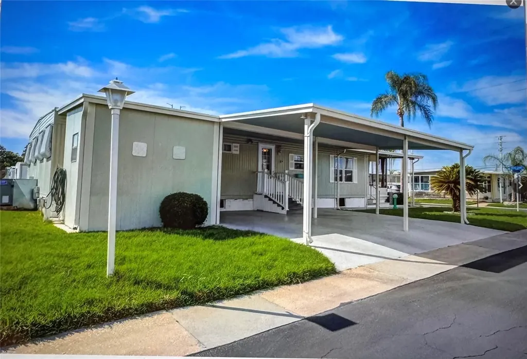 225 Dixie Lane Tarpon Springs FL 34689