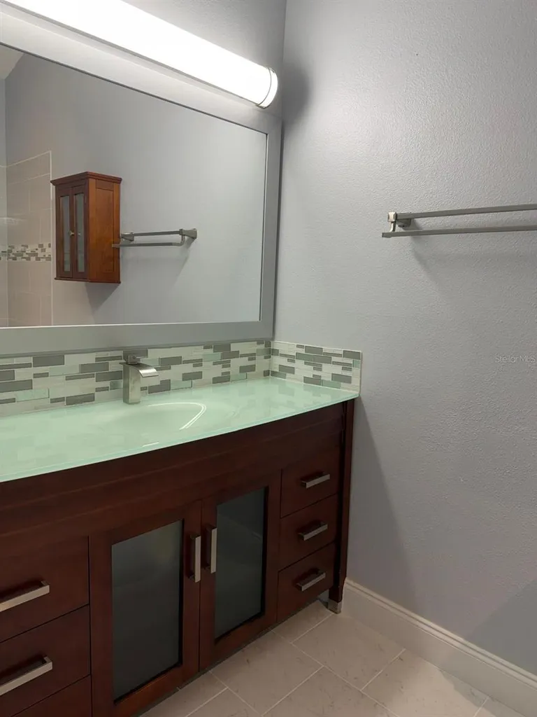 11503 Declaration Drive Tampa FL 33635
