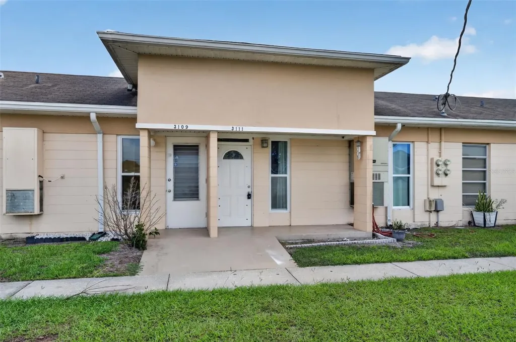 3111 Club Circle Lake Wales FL 33854