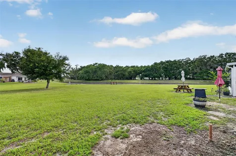 3111 Club Circle Lake Wales FL 33854