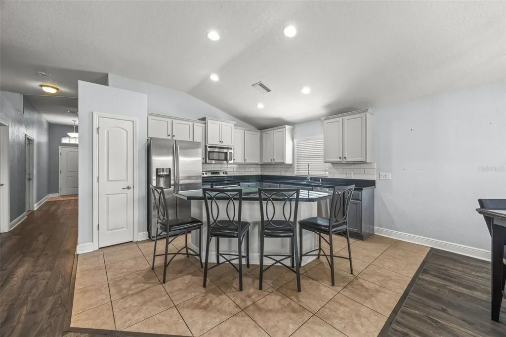 14358 Edinburgh Moor Drive Wimauma FL 33598