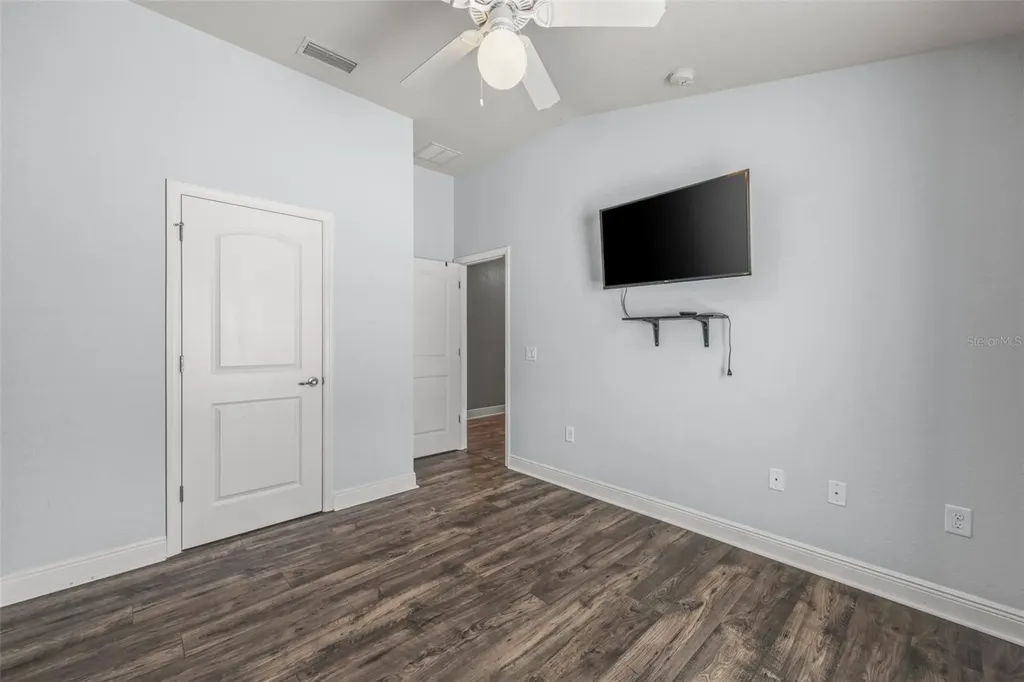 14358 Edinburgh Moor Drive Wimauma FL 33598
