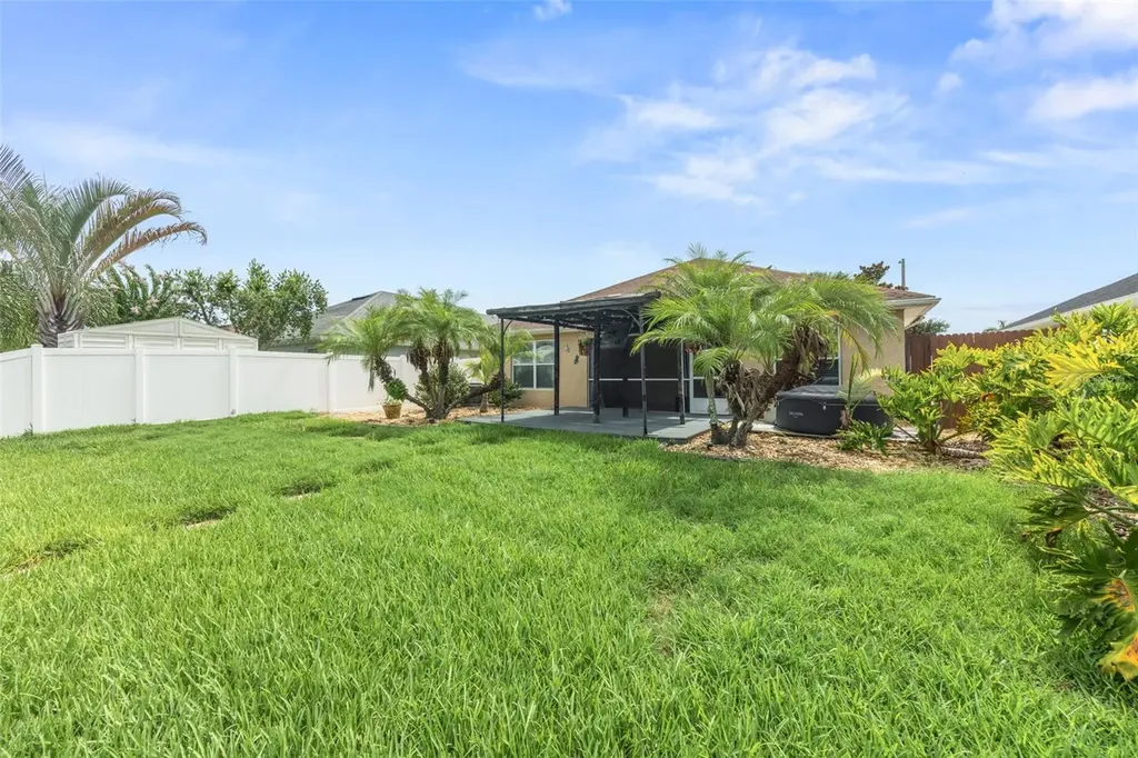 14358 Edinburgh Moor Drive Wimauma FL 33598