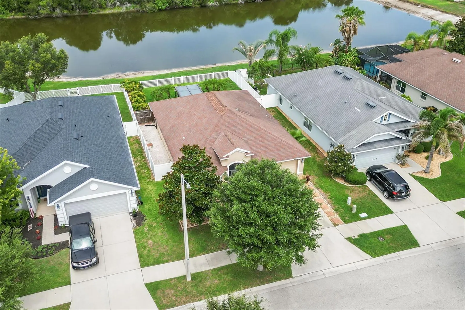 14358 Edinburgh Moor Drive Wimauma FL 33598