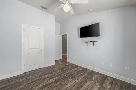 14358 Edinburgh Moor Drive Wimauma FL 33598
