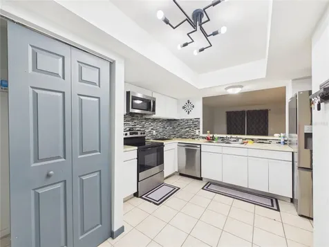11239 Cedar Hollow Lane Tampa FL 33618