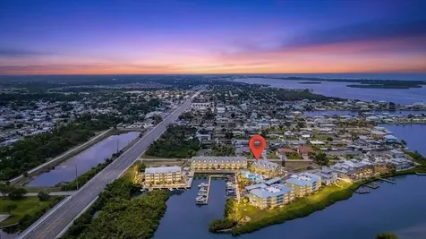 1950 Oregon Trail Englewood FL 34224