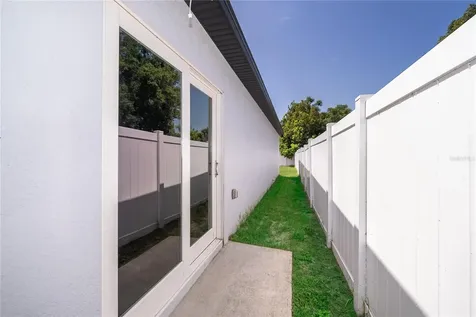 1946 Hollywood Avenue Eustis FL 32726
