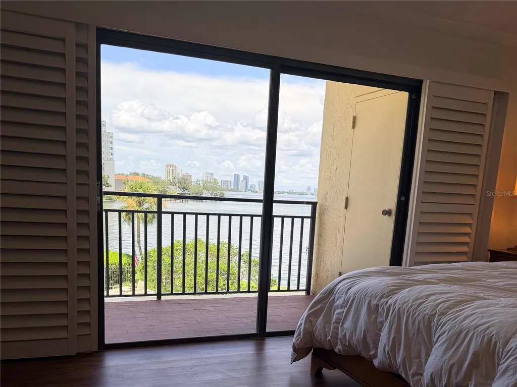 5020 Bayshore Boulevard Tampa FL 33611