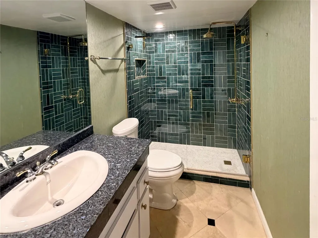 5020 Bayshore Boulevard Tampa FL 33611