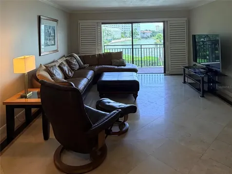 5020 Bayshore Boulevard Tampa FL 33611