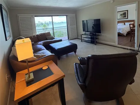 5020 Bayshore Boulevard Tampa FL 33611