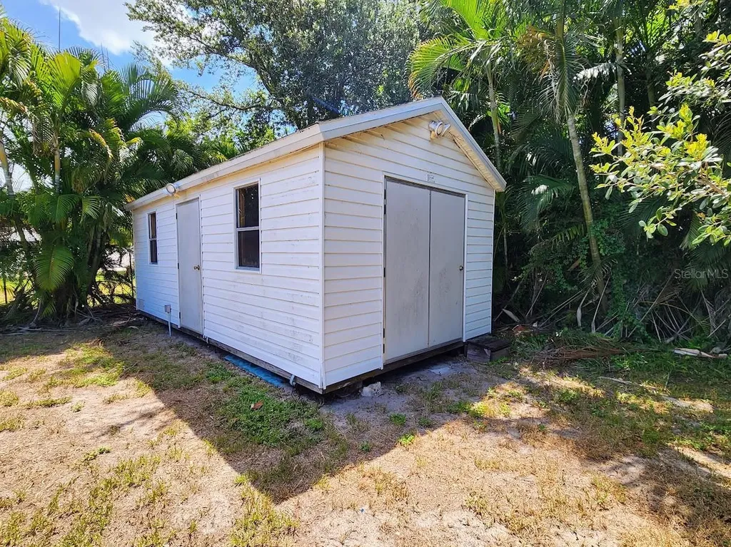 385 Pelican Road Venice FL 34293