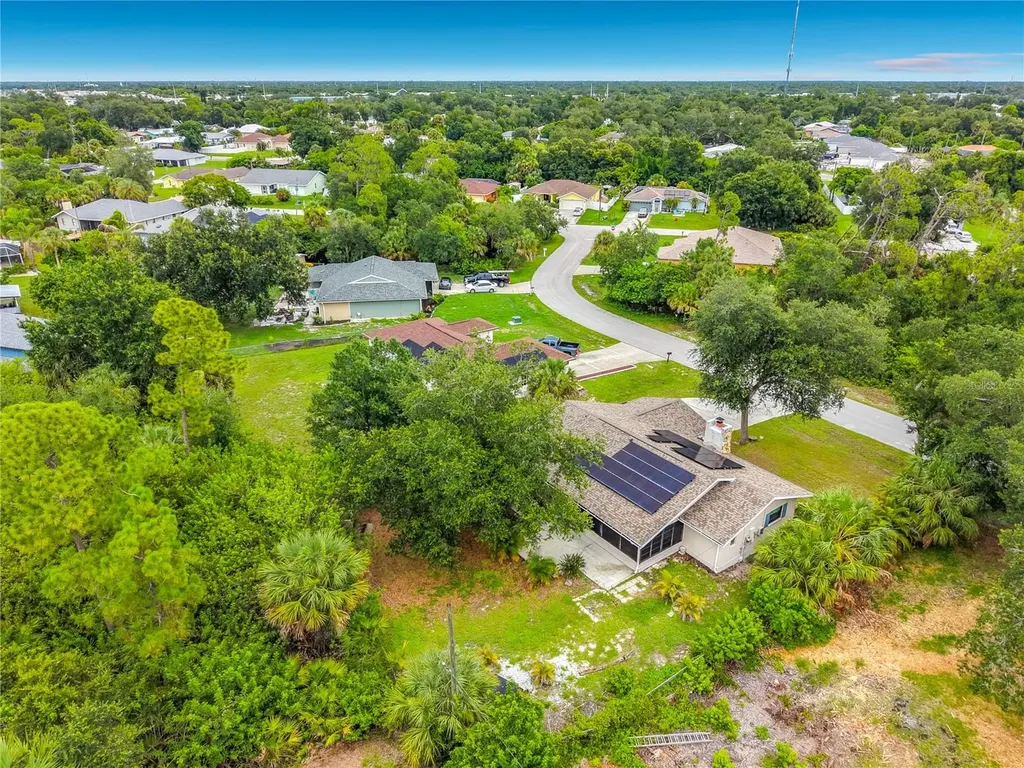 924 Phyllis Terrace Port Charlotte FL 33948