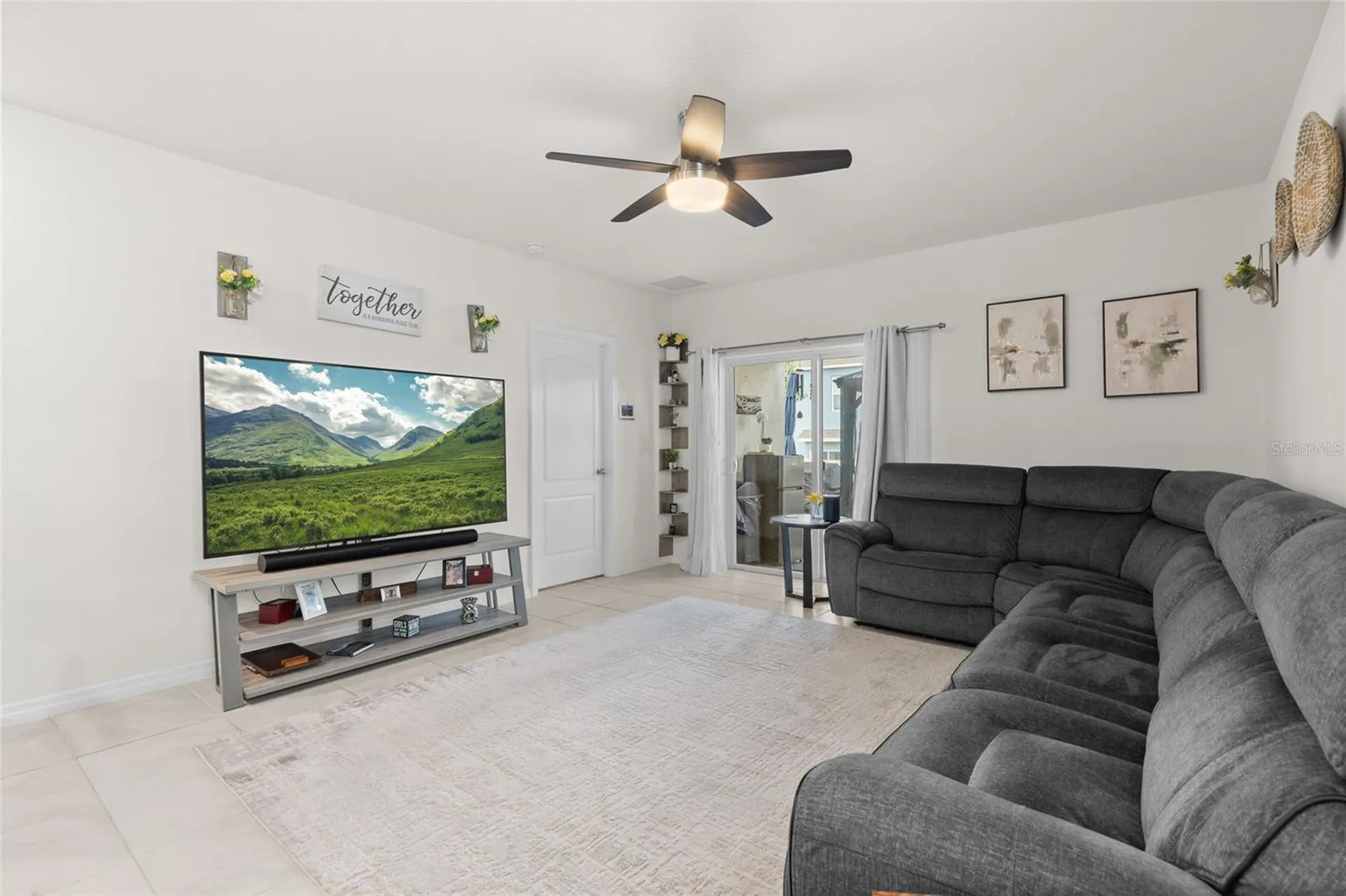 1452 Cumberland Avenue Davenport FL 33837