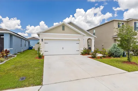 1452 Cumberland Avenue Davenport FL 33837
