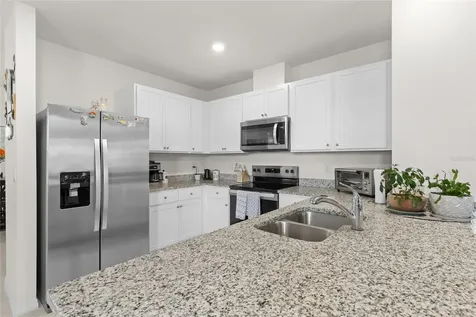 1452 Cumberland Avenue Davenport FL 33837