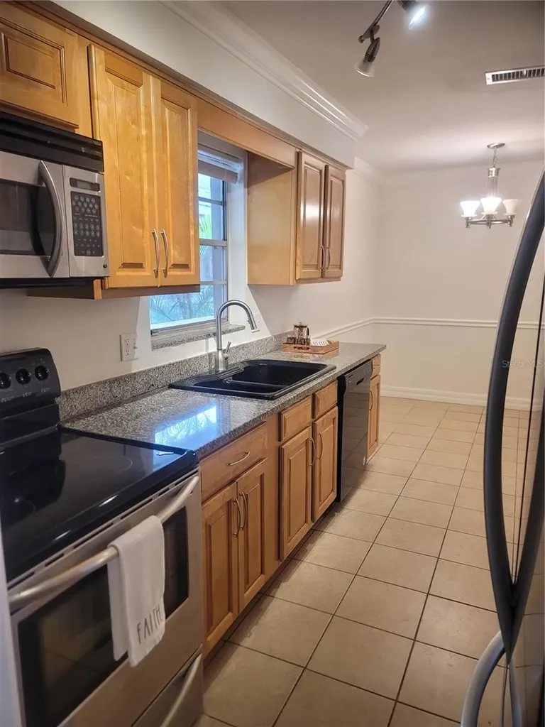 3360 S Osprey Avenue Sarasota FL 34239