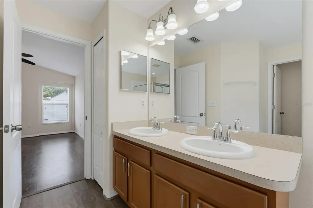 7512 Turtle View Drive Ruskin FL 33573