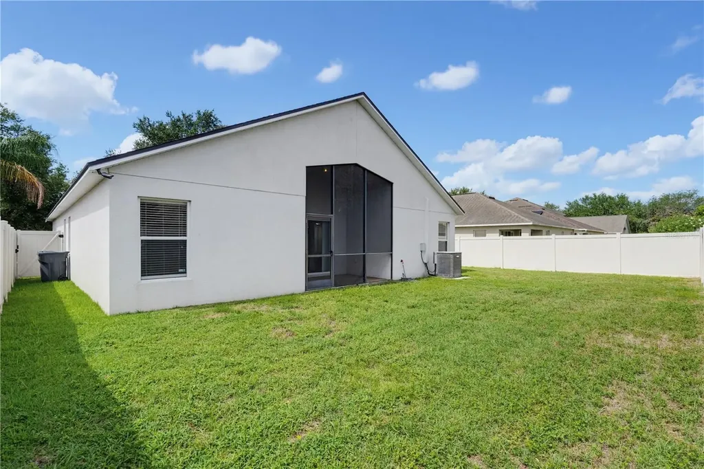7512 Turtle View Drive Ruskin FL 33573