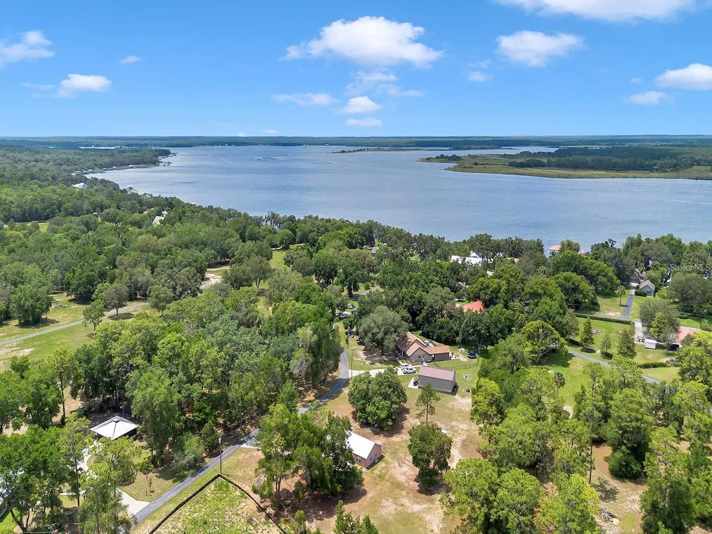 23608 NE 124th Place Road Fort Mc Coy FL 32134