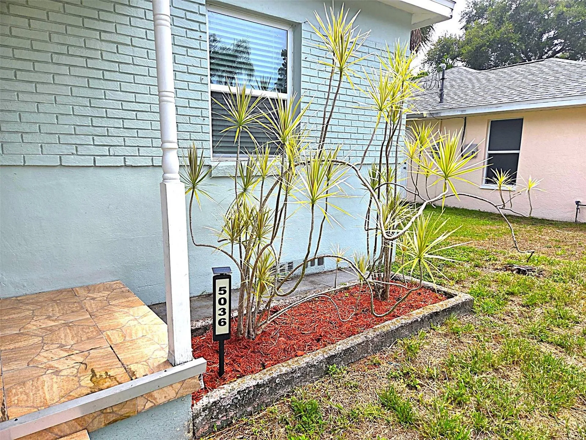 5036 Oxford Avenue N St Petersburg FL 33710