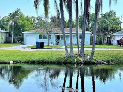 5036 Oxford Avenue N St Petersburg FL 33710
