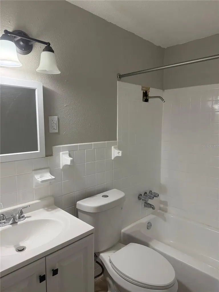 1200 W 12th Avenue W Palmetto FL 34221