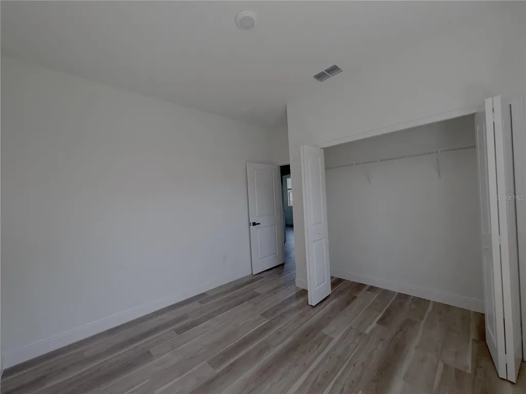 1852 W Quaker Lane Citrus Springs FL 34434