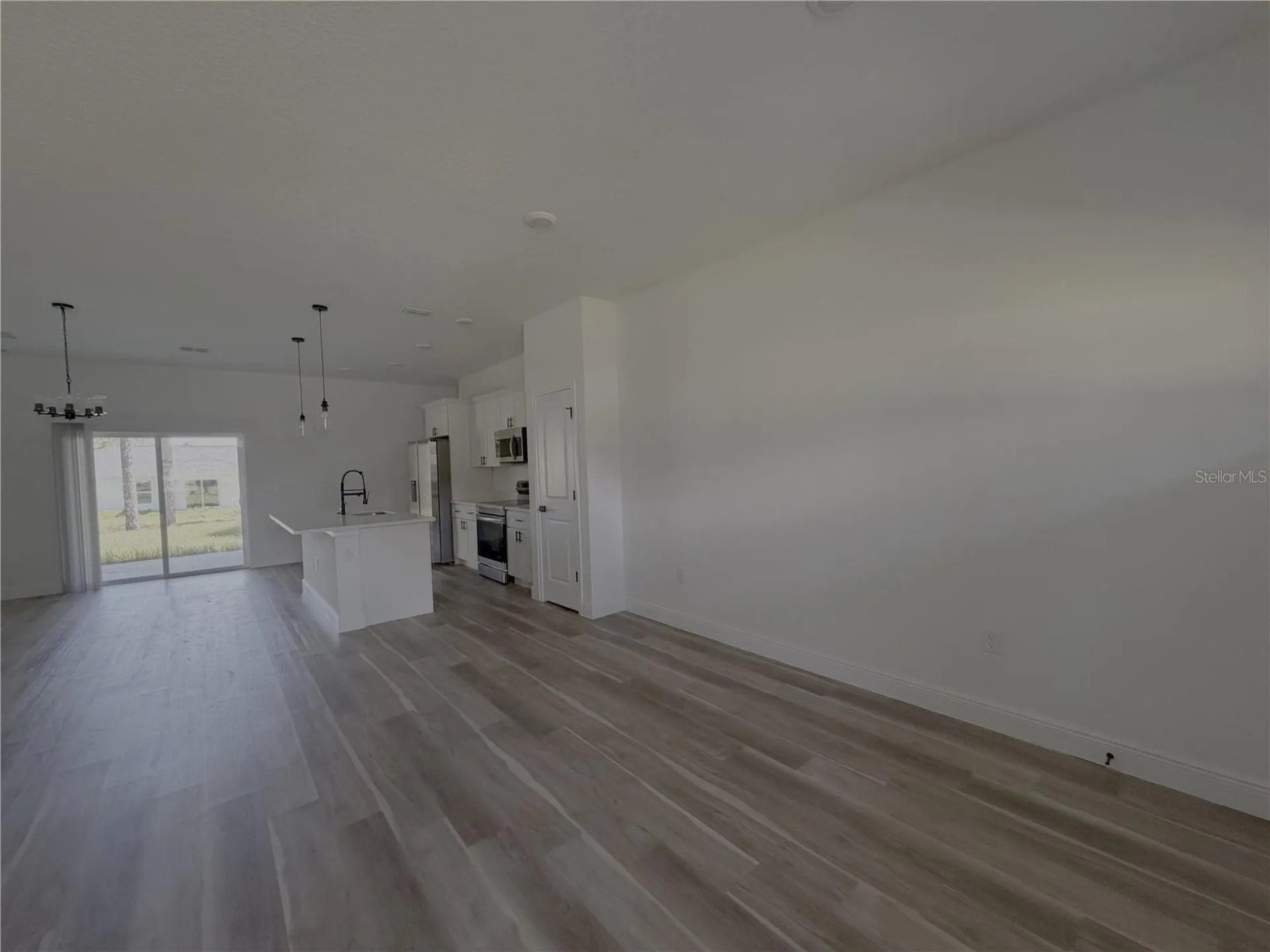 1852 W Quaker Lane Citrus Springs FL 34434