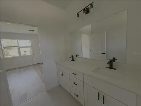 1852 W Quaker Lane Citrus Springs FL 34434
