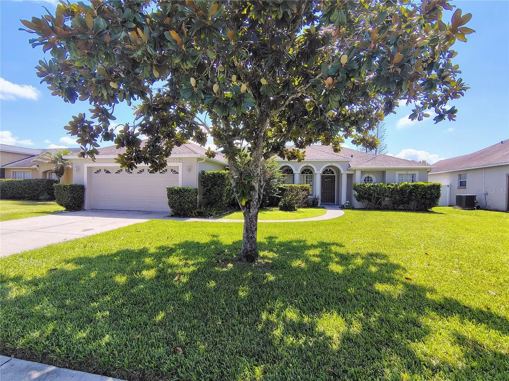 3248 Sawgrass Creek Circle St Cloud FL 34772