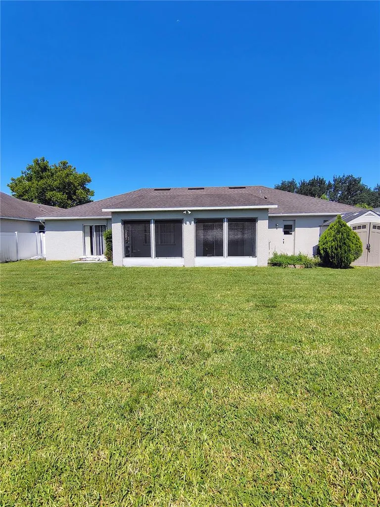 3248 Sawgrass Creek Circle St Cloud FL 34772