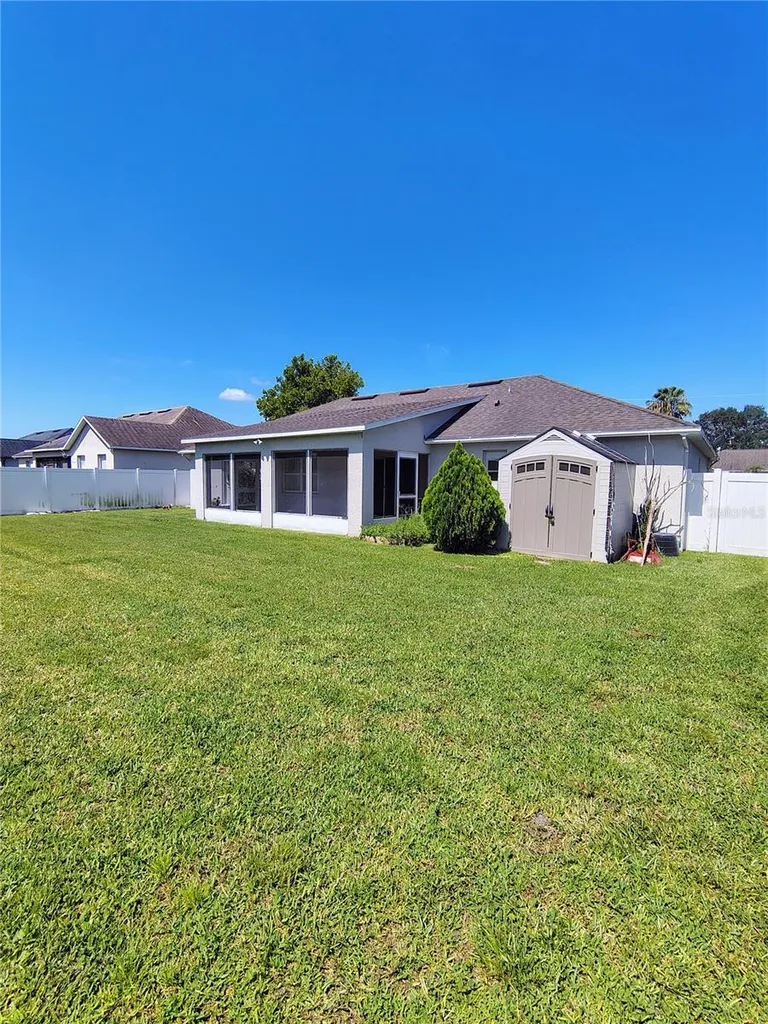 3248 Sawgrass Creek Circle St Cloud FL 34772