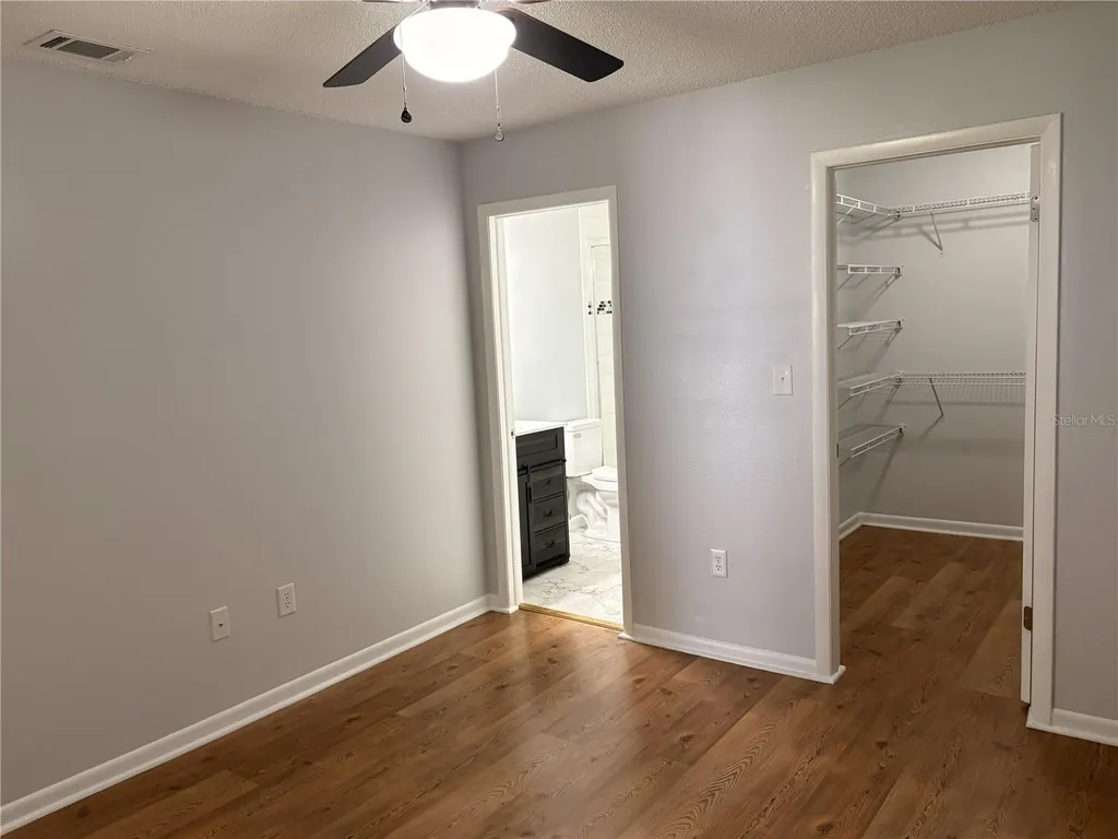 4015 Ashford Green Place Tampa FL 33613
