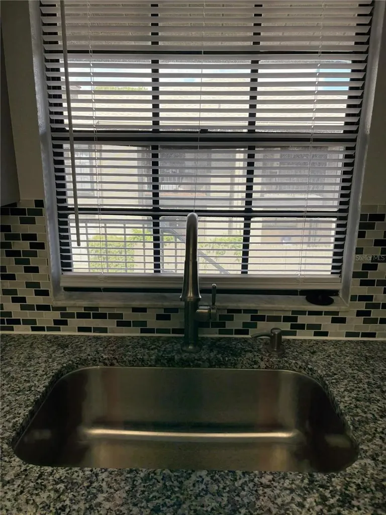 4015 Ashford Green Place Tampa FL 33613