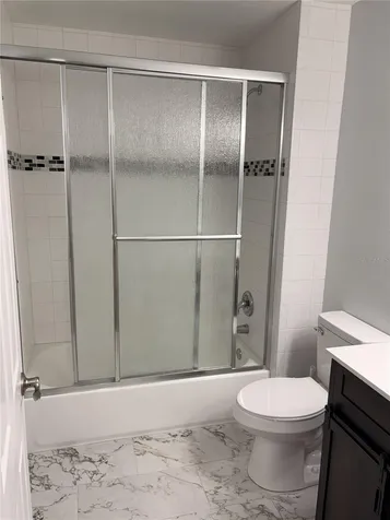 4015 Ashford Green Place Tampa FL 33613