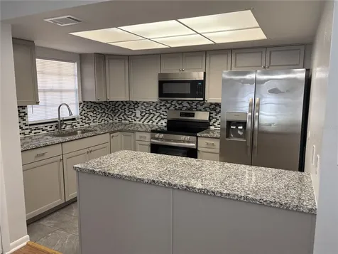 4015 Ashford Green Place Tampa FL 33613