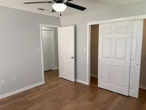 4015 Ashford Green Place Tampa FL 33613