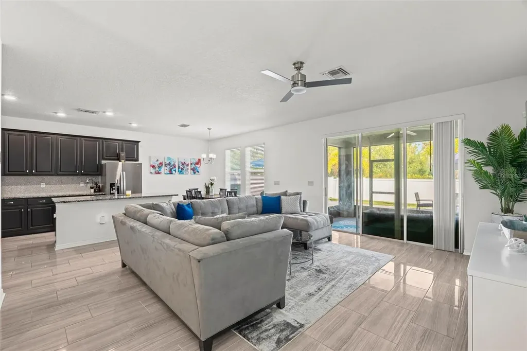 4327 Reisswood Loop Palmetto FL 34221