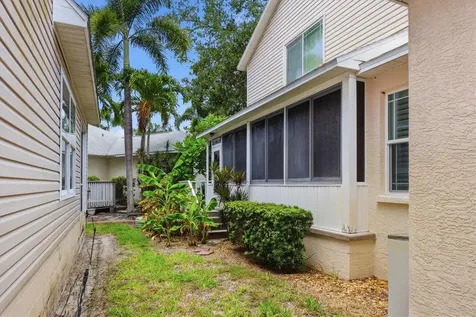 2310 64th Street Court W Bradenton FL 34209