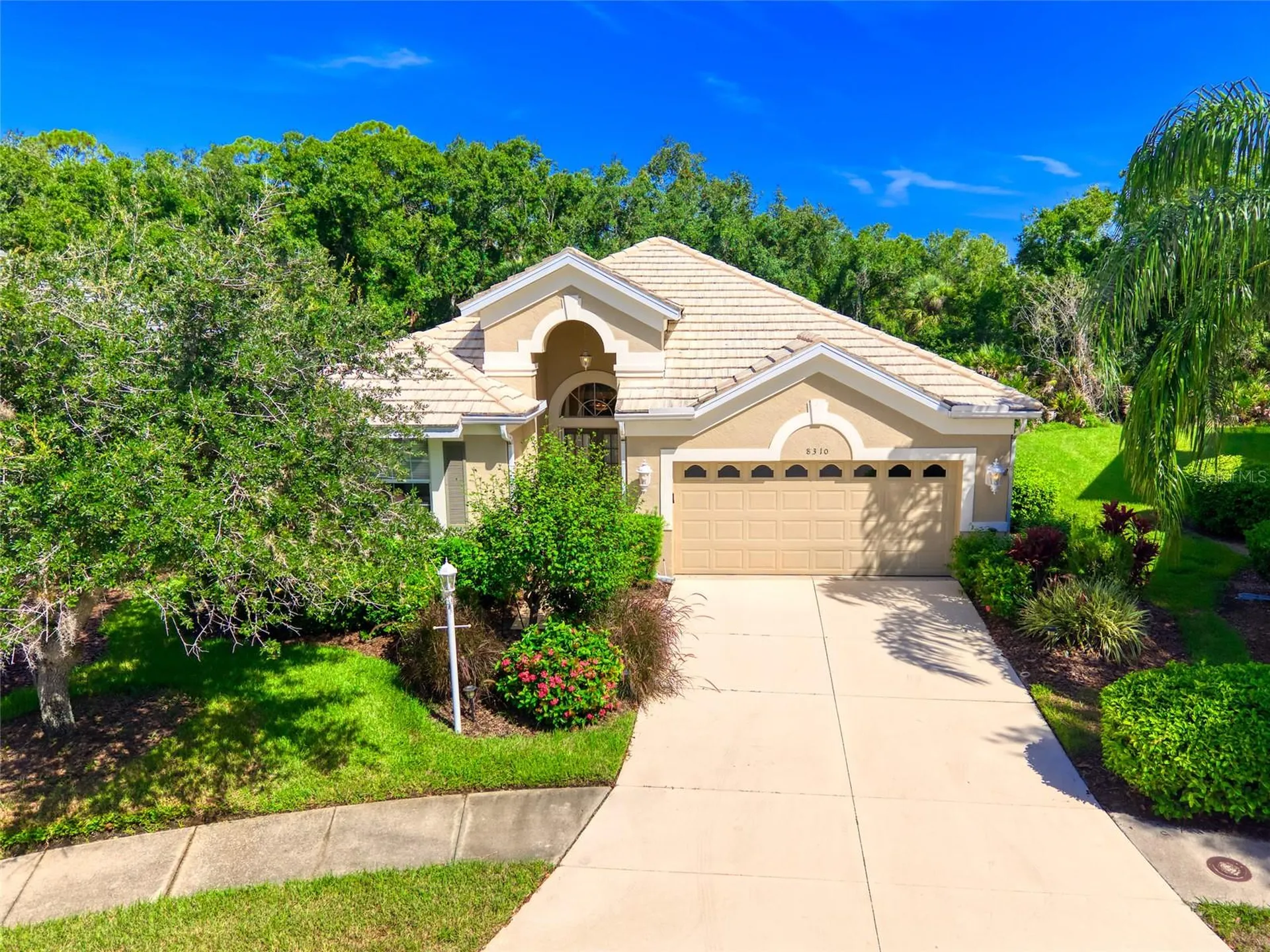8310 Whispering Woods Court Bradenton FL 34202