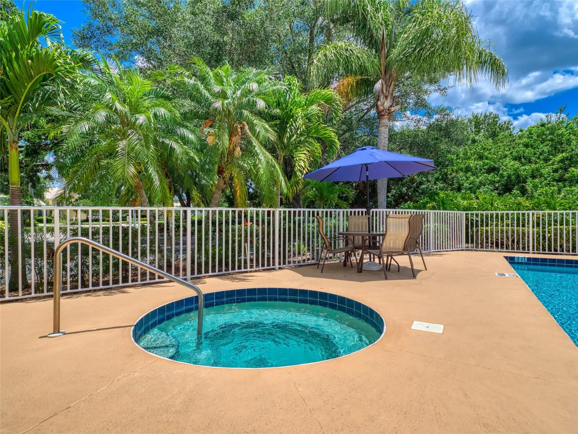 8310 Whispering Woods Court Bradenton FL 34202