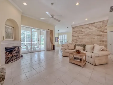 8310 Whispering Woods Court Bradenton FL 34202