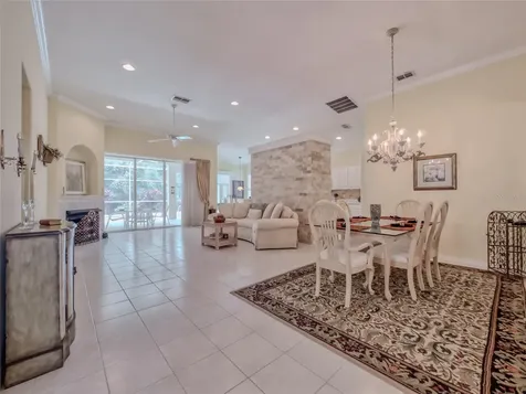 8310 Whispering Woods Court Bradenton FL 34202